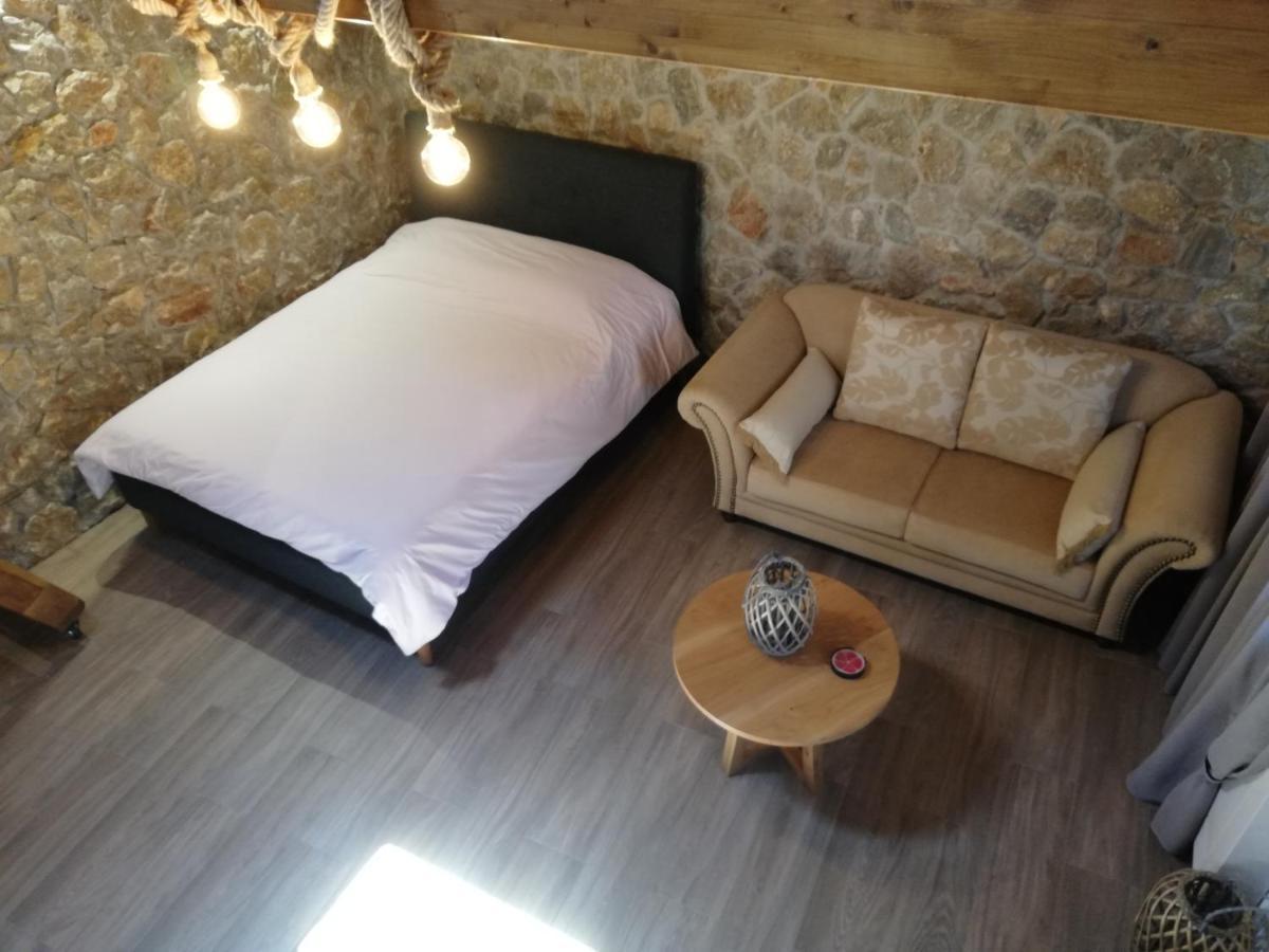Olympus Country House Karia  ภายนอก รูปภาพ